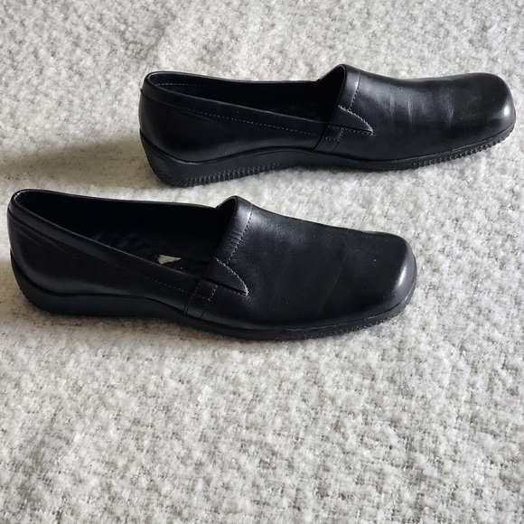 Walking cradles, comfortable square toe leather loafers color black size 9.5 - Picture 3 of 7